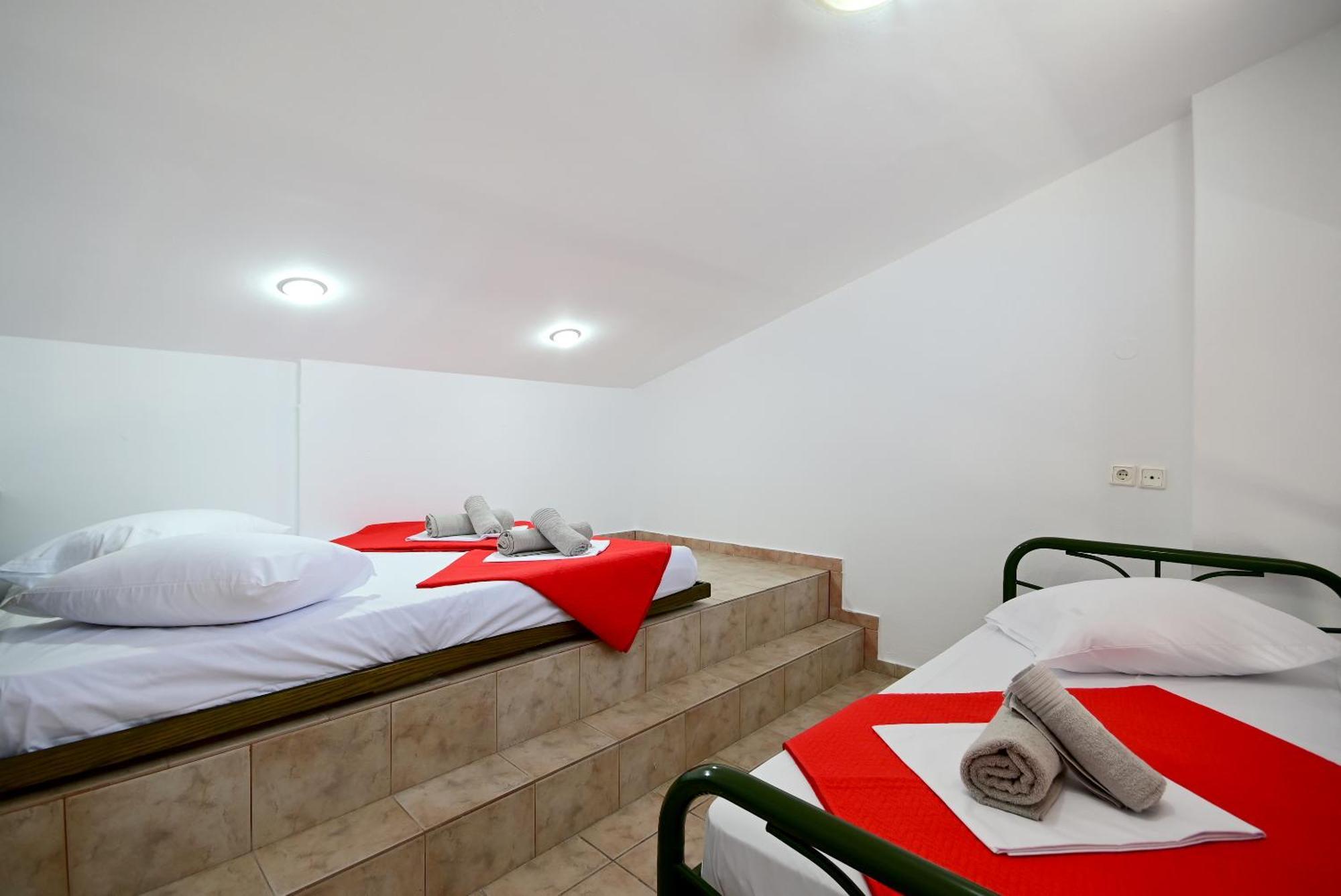 Villa Cariatis Nea Kallikrateia Bagian luar foto